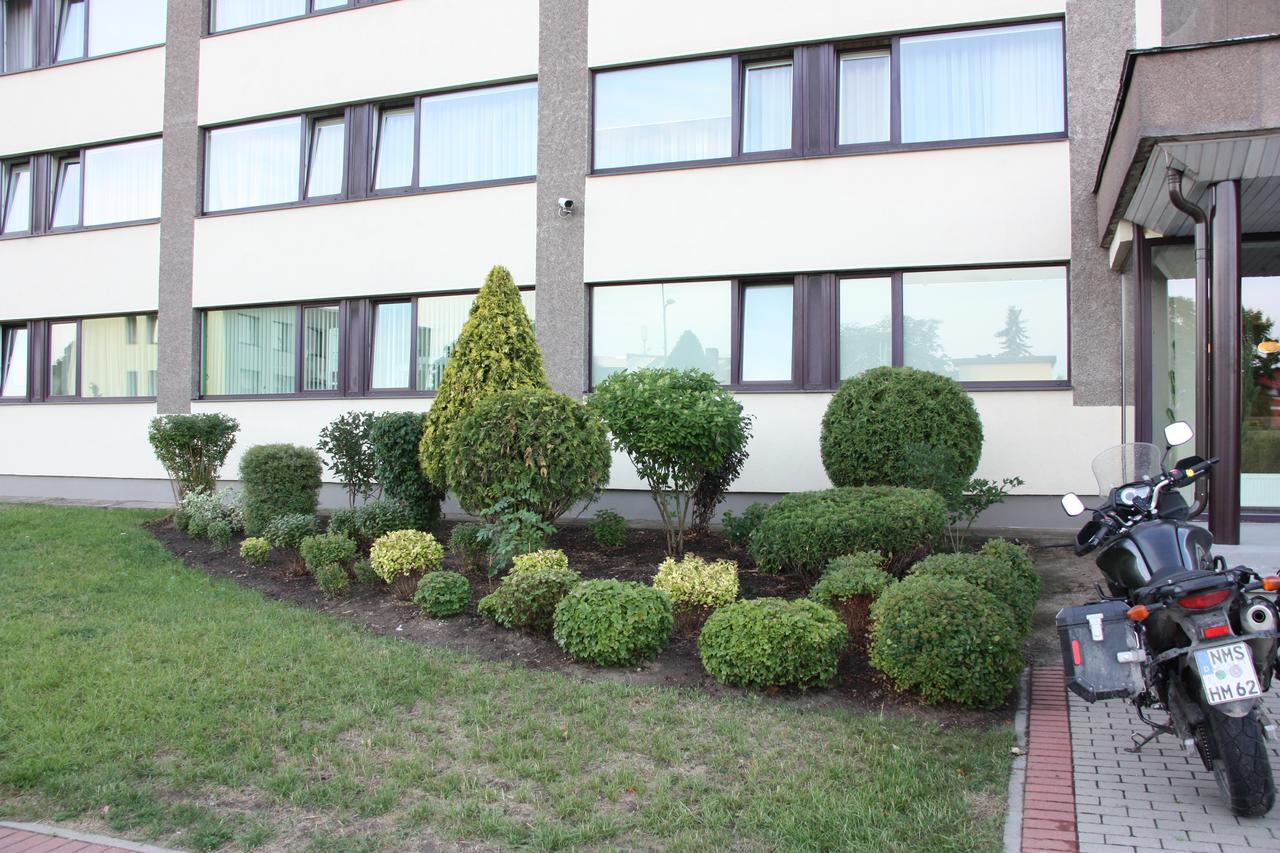 Hotel Madona Exterior foto